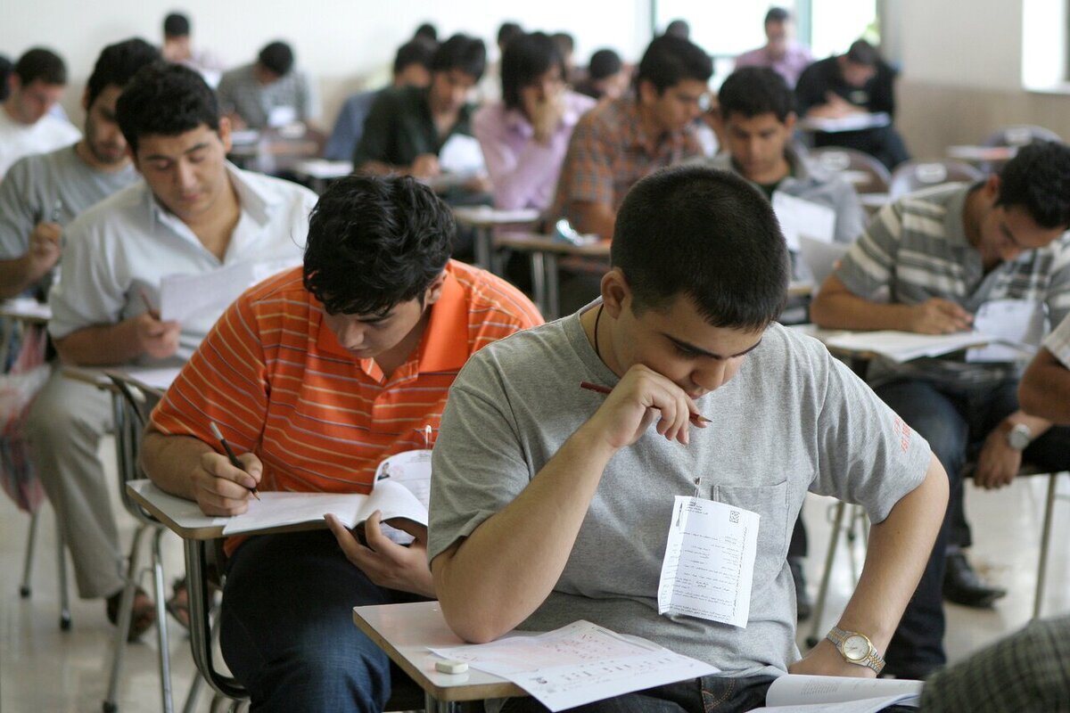 تاکید مدیر کل آموزش و پرورش کرمان بر تامین برق حوزه‌های امتحانات نهایی دانش آموزان