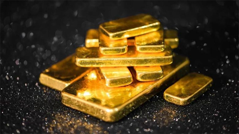 آیا سرمایه‌ گذاری در طلا بهتر است یا سپرده بانکی