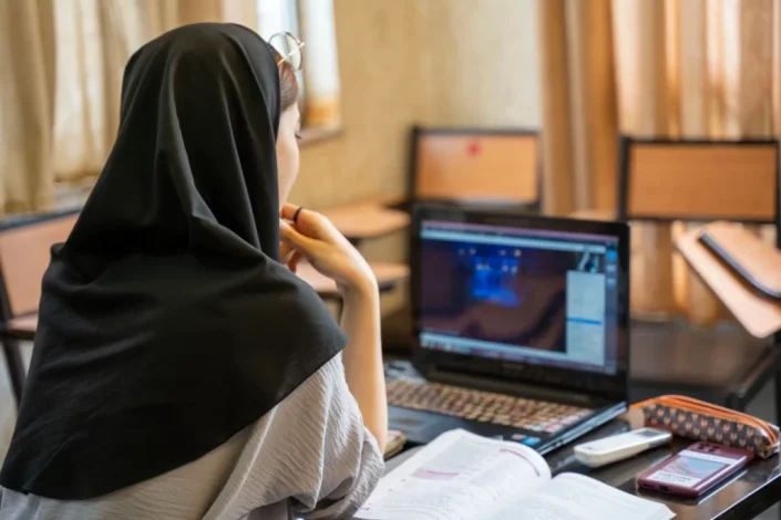 دانش آموز